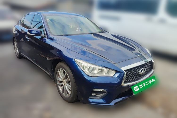 Used Infiniti Q50L 2018 2.0T Comfort Edition China VI Standard Front Right 45 Deg