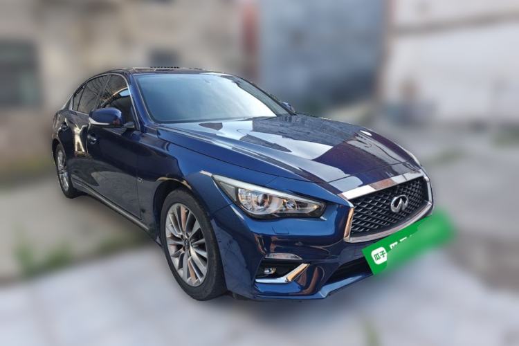 Used Infiniti Q50L 2018 2.0T Enjoyment Version China V Standard Front Right 45 Deg