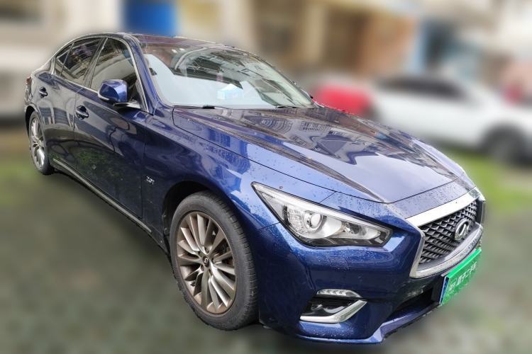 Used Infiniti Q50L 2018 2.0T Enjoyment Version China VI Standard Front Right 45 Deg