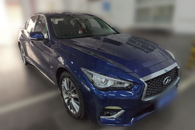 Used Infiniti Q50L 2018 2.0T Enjoyment Version China V Standard Front Right 45 Deg
