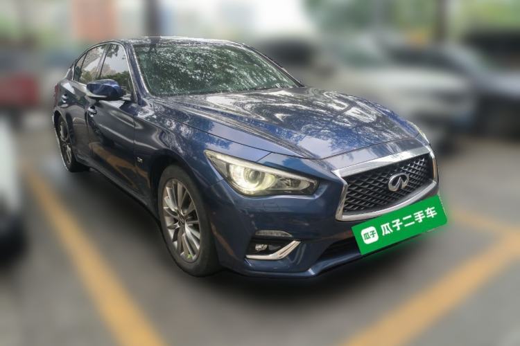 Used Infiniti Q50L 2018 2.0T Enjoyment Version China V Standard Front Right 45 Deg