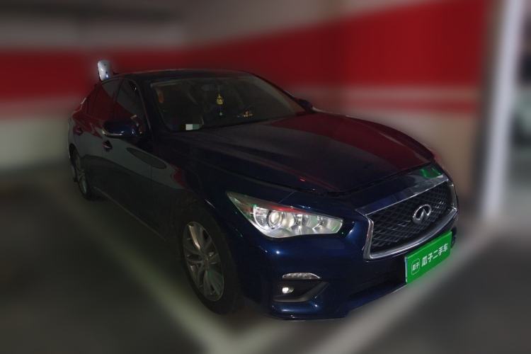 Used Infiniti Q50L 2018 2.0T Comfort Edition China V Standard Front Right 45 Deg
