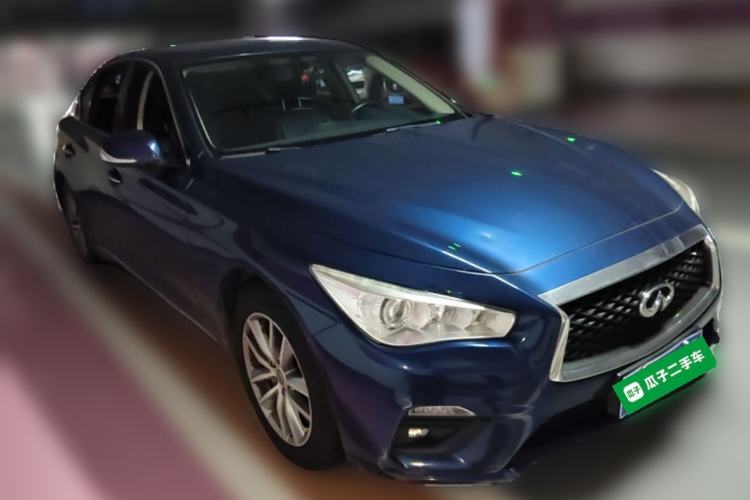 Used Infiniti Q50L 2018 2.0T Comfort Edition China VI Standard Front Right 45 Deg