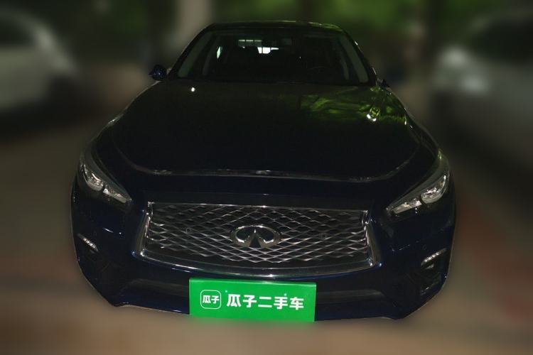 Used Infiniti Q50L 2018 2.0T Enjoyment Version China VI Standard Front