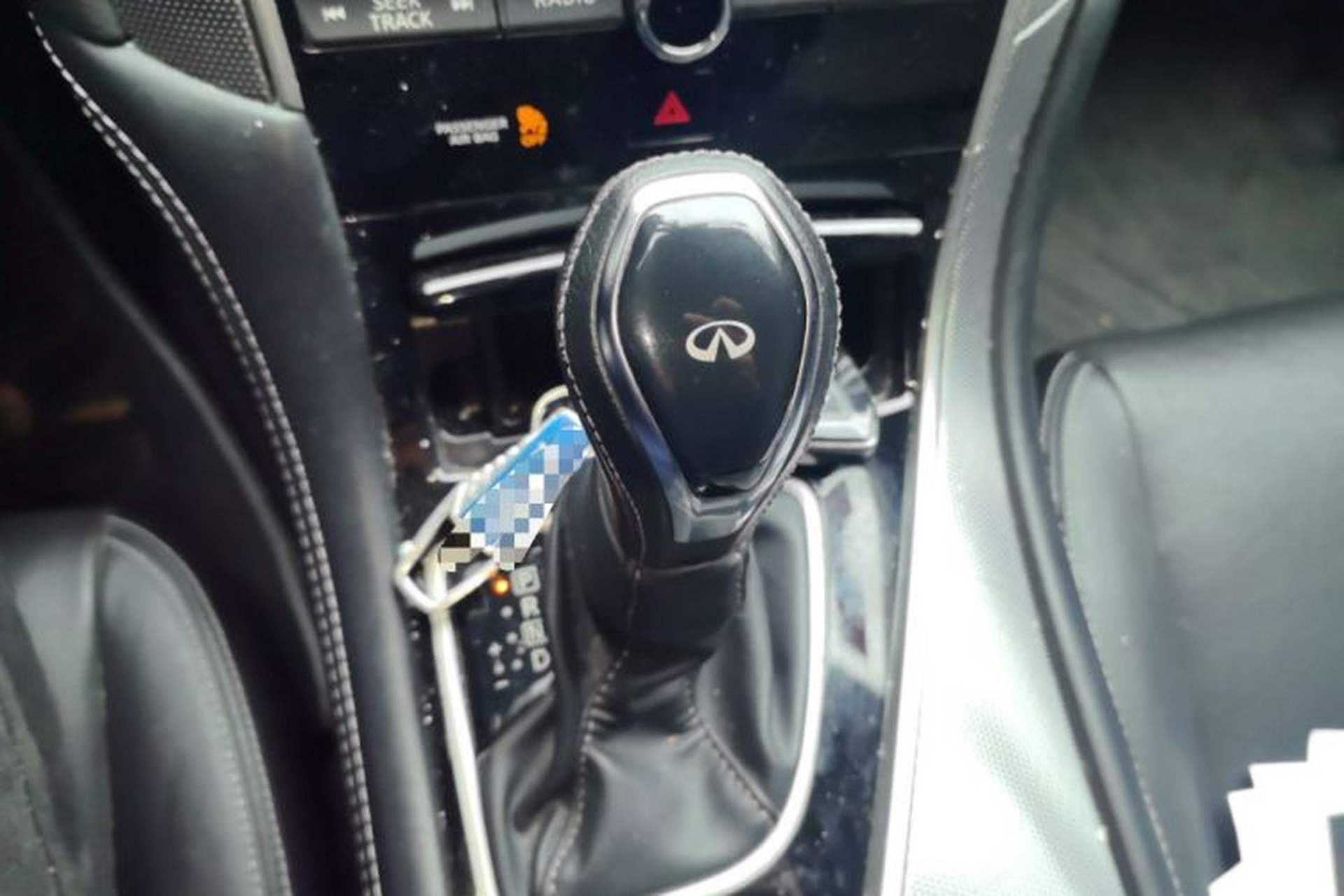 Used Infiniti Q50L 2018 2.0T Enjoyment Version China V Standard Gear Lever