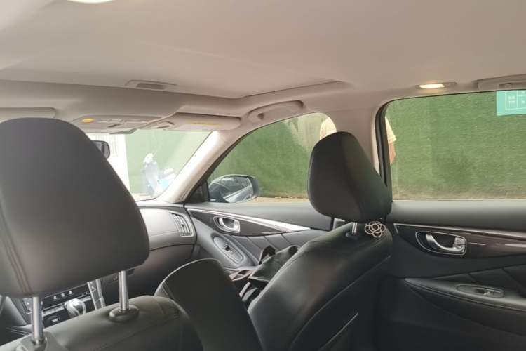 Used Infiniti Q50L 2018 2.0T Comfort Edition China VI Standard Headliner