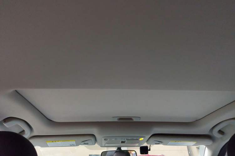 Used Infiniti Q50L 2018 2.0T Comfort Edition China VI Standard Headliner
