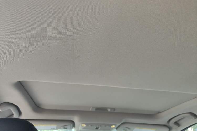 Used Infiniti Q50L 2018 2.0T Comfort Edition China VI Standard Headliner