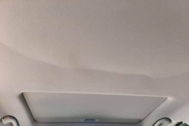 Used Infiniti Q50L 2018 2.0T Enjoyment Version China VI Standard Headliner