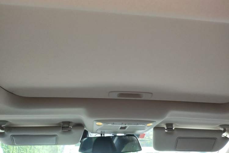Used Infiniti Q50L 2018 2.0T Comfort Edition China VI Standard Headliner