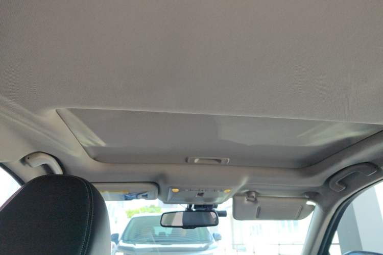 Used Infiniti Q50L 2018 2.0T Enjoyment Edition China V standard Headliner