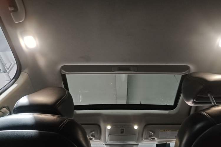Used Infiniti Q50L 2018 2.0T Enjoyment Edition China V standard Headliner