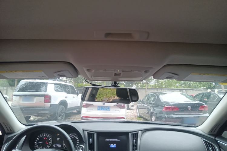 Used Infiniti Q50L 2018 2.0T Enjoyment Version China VI Standard Headliner