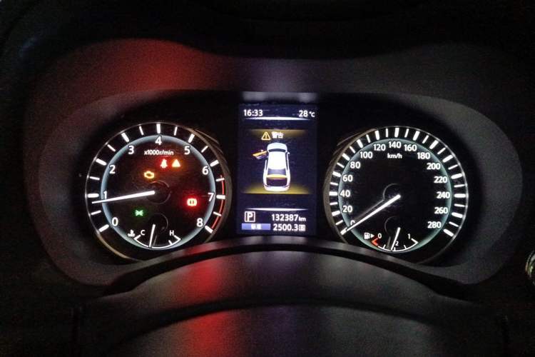 Used Infiniti Q50L 2018 2.0T Enjoyment Version China V Standard Instrument Cluster