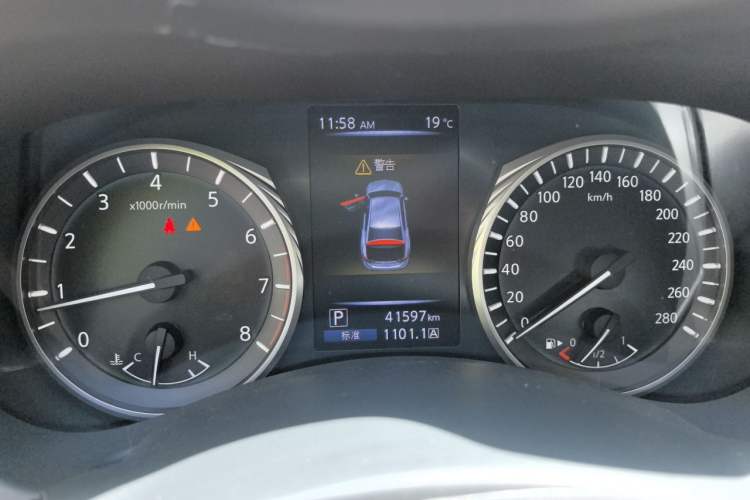 Used Infiniti Q50L 2018 2.0T Enjoyment Version China VI Standard Instrument Cluster