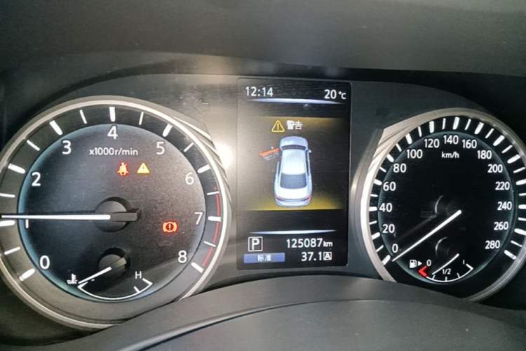 Used Infiniti Q50L 2018 2.0T Enjoyment Edition China V standard Instrument Cluster