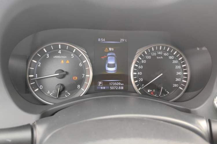 Used Infiniti Q50L 2018 2.0T Comfort Edition China VI Standard Instrument Cluster