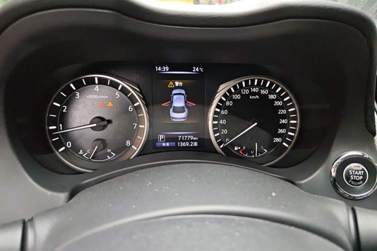 Used Infiniti Q50L 2018 2.0T Enjoyment Version China VI Standard Instrument Cluster