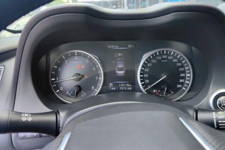 Used Infiniti Q50L 2018 2.0T Comfort Edition China V Standard Instrument Cluster