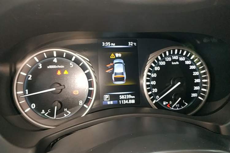 Used Infiniti Q50L 2018 2.0T Comfort Edition China VI Standard Instrument Cluster