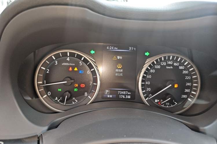 Used Infiniti Q50L 2018 2.0T Comfort Edition China VI Standard Instrument Cluster