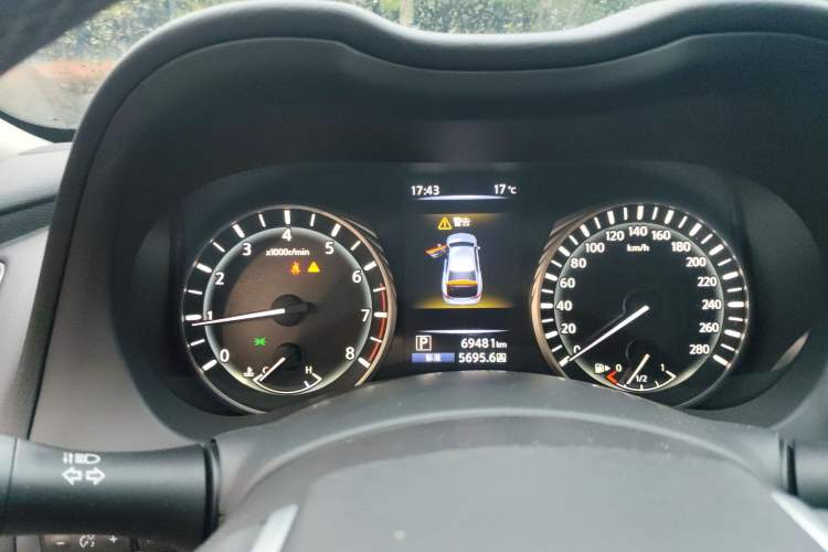 Used Infiniti Q50L 2018 2.0T Comfort Edition China VI Standard Instrument Cluster