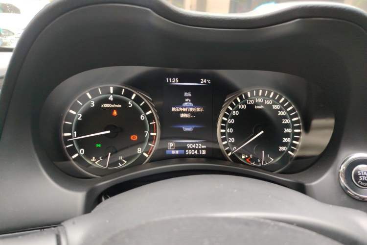 Used Infiniti Q50L 2018 2.0T Enjoyment Version China VI Standard Instrument Cluster