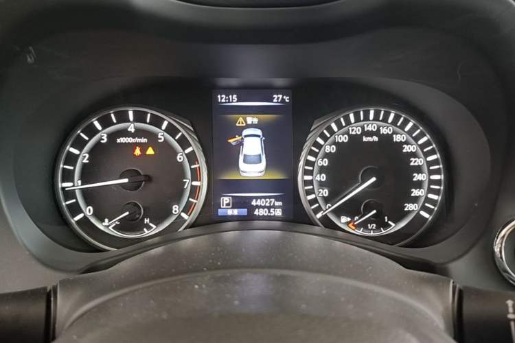 Used Infiniti Q50L 2018 2.0T Enjoyment Version China VI Standard Instrument Cluster