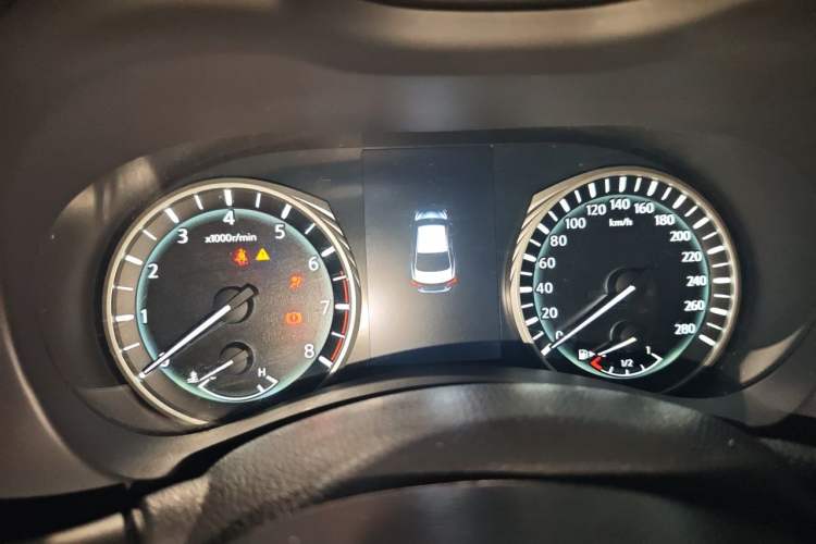 Used Infiniti Q50L 2018 2.0T Enjoyment Version China VI Standard Instrument Cluster