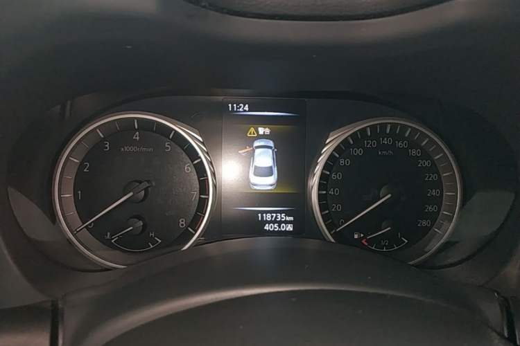Used Infiniti Q50L 2018 2.0T Enjoyment Version China VI Standard Instrument Cluster