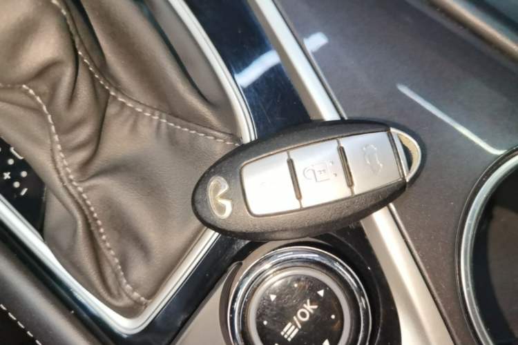 Used Infiniti Q50L 2018 2.0T Comfort Edition China V Standard Interior 1