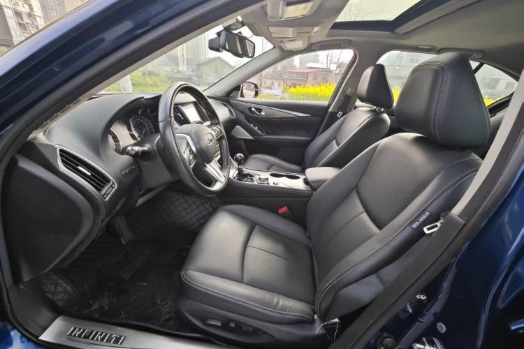Used Infiniti Q50L 2018 2.0T Enjoyment Edition China V standard Interior 1
