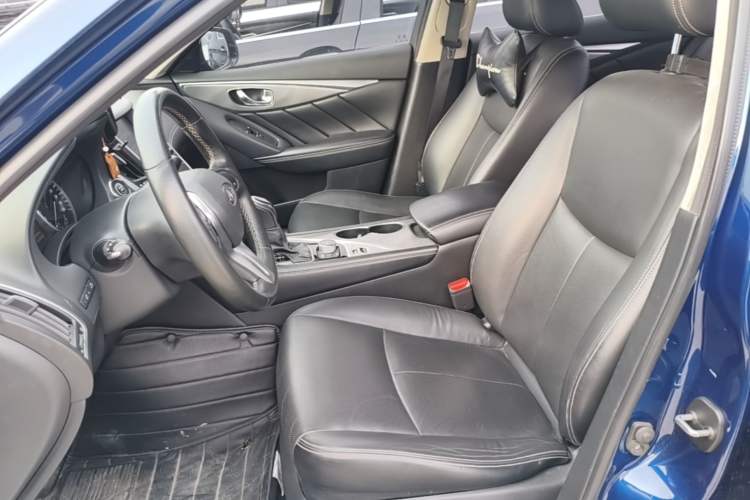 Used Infiniti Q50L 2018 2.0T Enjoyment Version China VI Standard Left Front Seat