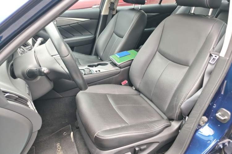 Used Infiniti Q50L 2018 2.0T Enjoyment Version China VI Standard Left Front Seat