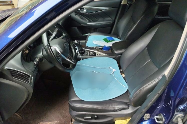 Used Infiniti Q50L 2018 2.0T Comfort Edition China VI Standard Left Front Seat