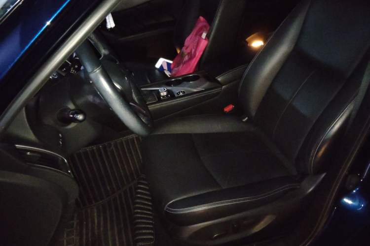Used Infiniti Q50L 2018 2.0T Enjoyment Version China VI Standard Left Front Seat