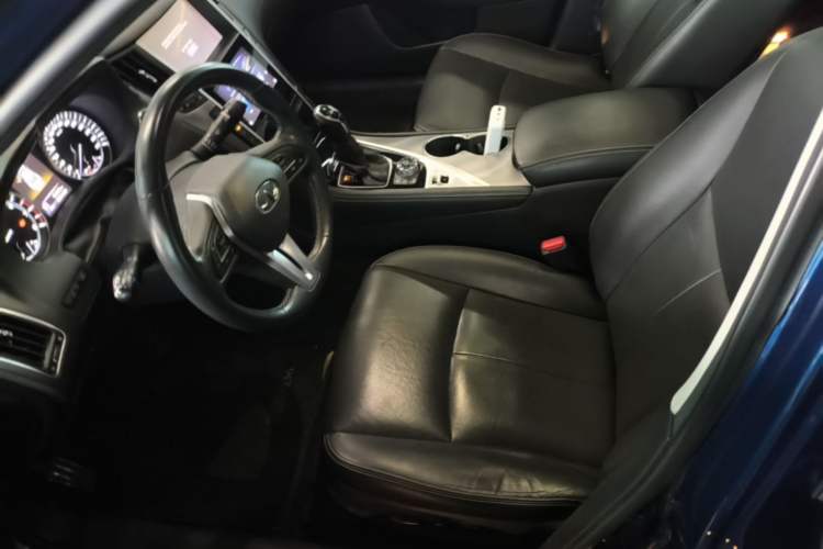 Used Infiniti Q50L 2018 2.0T Enjoyment Version China VI Standard Left Front Seat