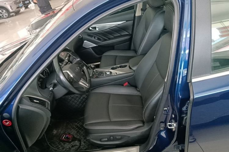 Used Infiniti Q50L 2018 2.0T Enjoyment Edition China V standard Left Front Seat