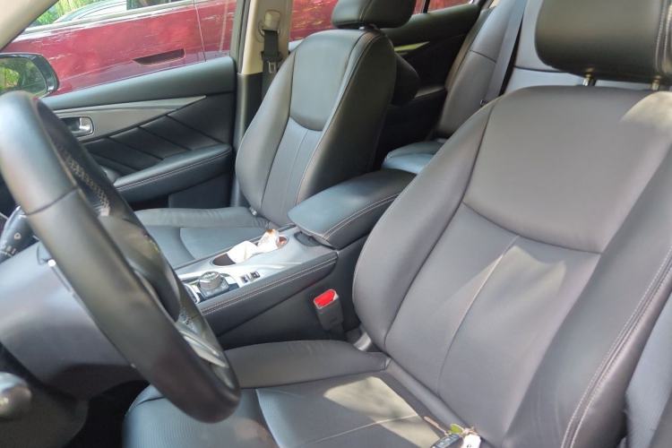 Used Infiniti Q50L 2018 2.0T Enjoyment Version China VI Standard Left Front Seat