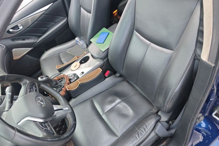 Used Infiniti Q50L 2018 2.0T Enjoyment Version China VI Standard Left Front Seat