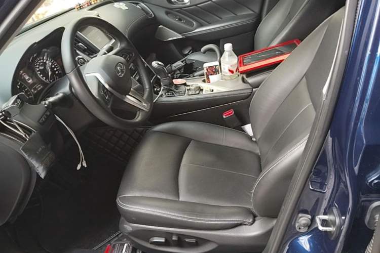 Used Infiniti Q50L 2018 2.0T Enjoyment Version China VI Standard Left Front Seat