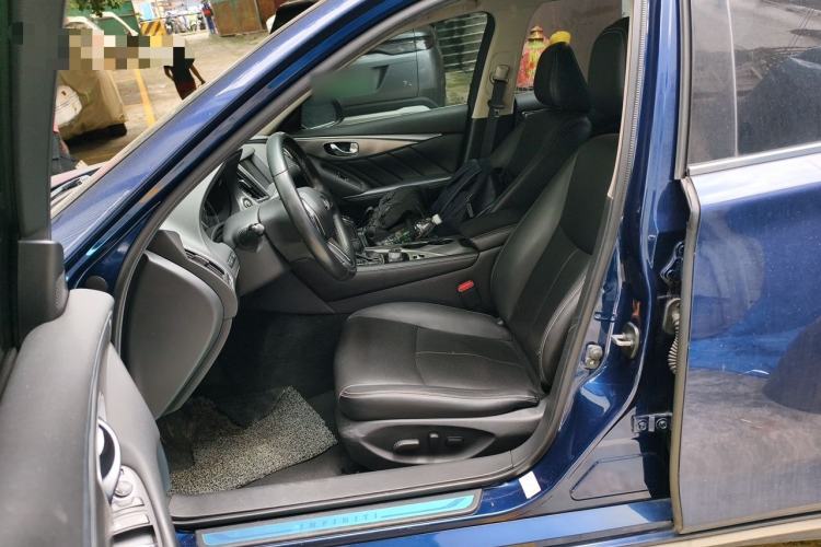 Used Infiniti Q50L 2018 2.0T Enjoyment Version China VI Standard Left Front Seat