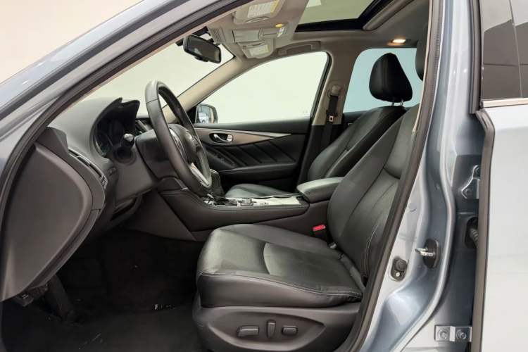 Used Infiniti Q50L 2018 2.0T Enjoyment Version China V Standard Left Front Seat