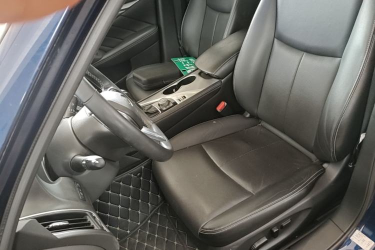 Used Infiniti Q50L 2018 2.0T Enjoyment Version China VI Standard Left Front Seat