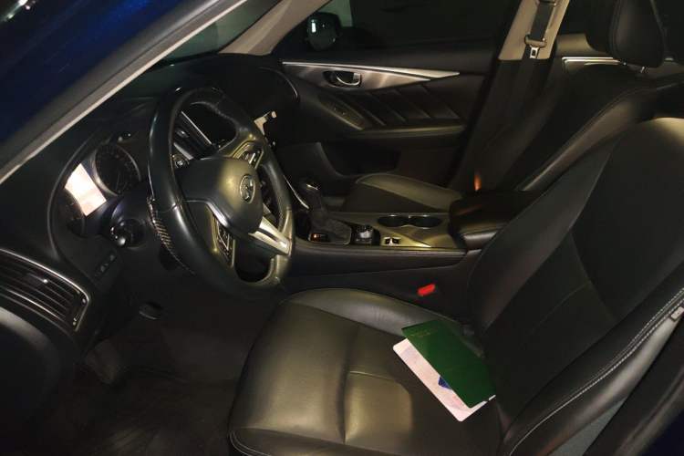 Used Infiniti Q50L 2018 2.0T Enjoyment Version China VI Standard Left Front Seat