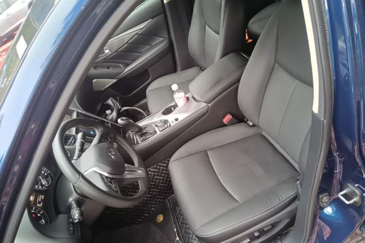 Used Infiniti Q50L 2018 2.0T Enjoyment Version China VI Standard Left Front Seat