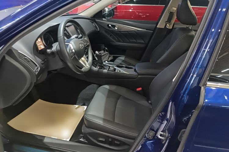 Used Infiniti Q50L 2018 2.0T Enjoyment Version China VI Standard Left Front Seat