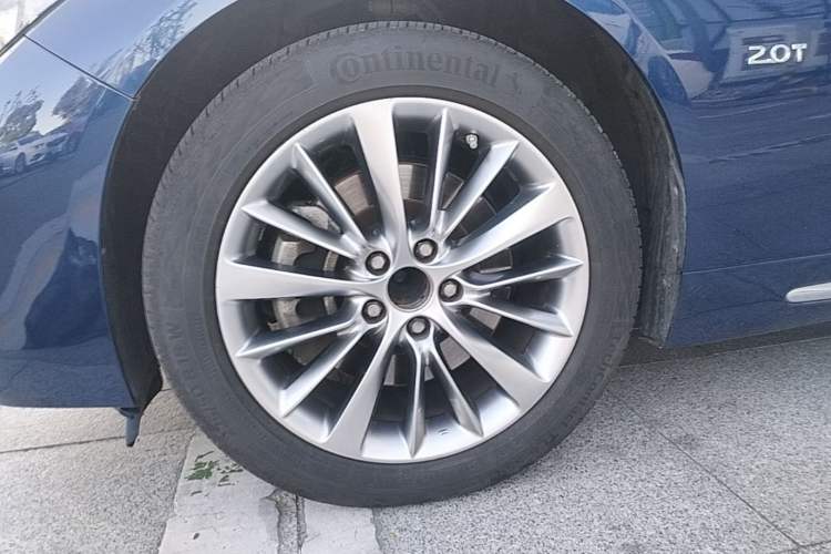 Used Infiniti Q50L 2018 2.0T Enjoyment Version China VI Standard Left Front Wheel Hub