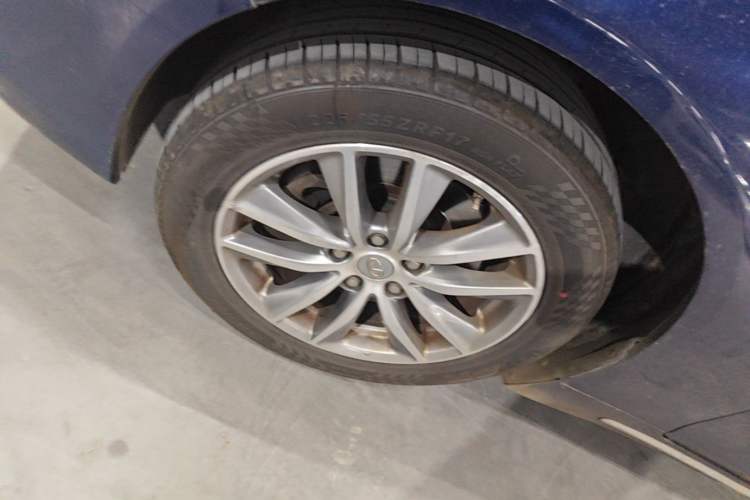 Used Infiniti Q50L 2018 2.0T Comfort Edition China VI Standard Left Front Wheel Hub