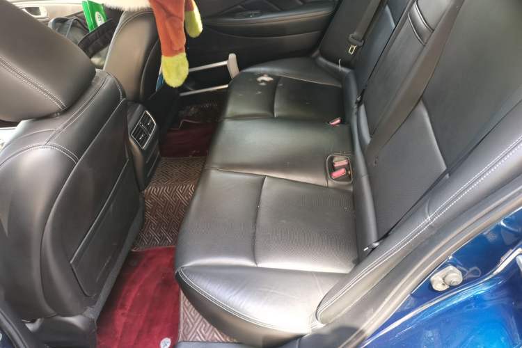 Used Infiniti Q50L 2018 2.0T Enjoyment Version China V Standard Left Rear Seat
